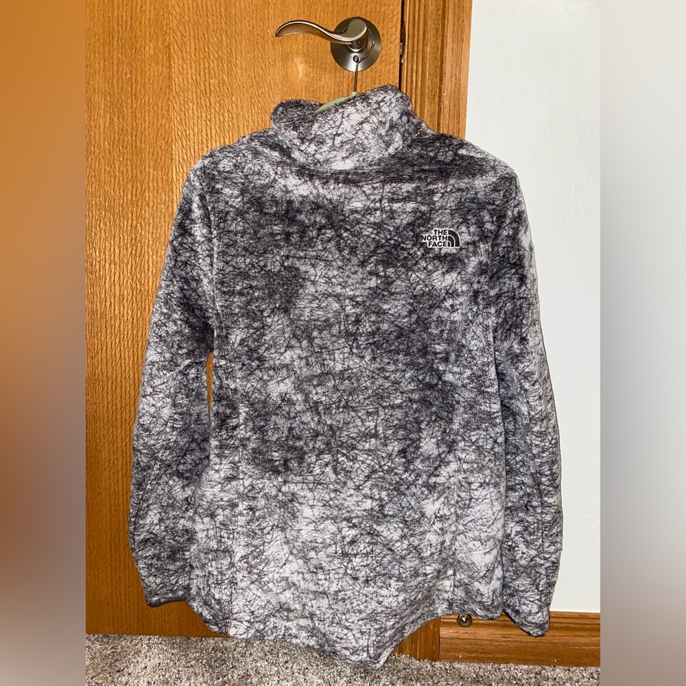 BRAND NEW NORTH FACE OSITO  PULLOVER
